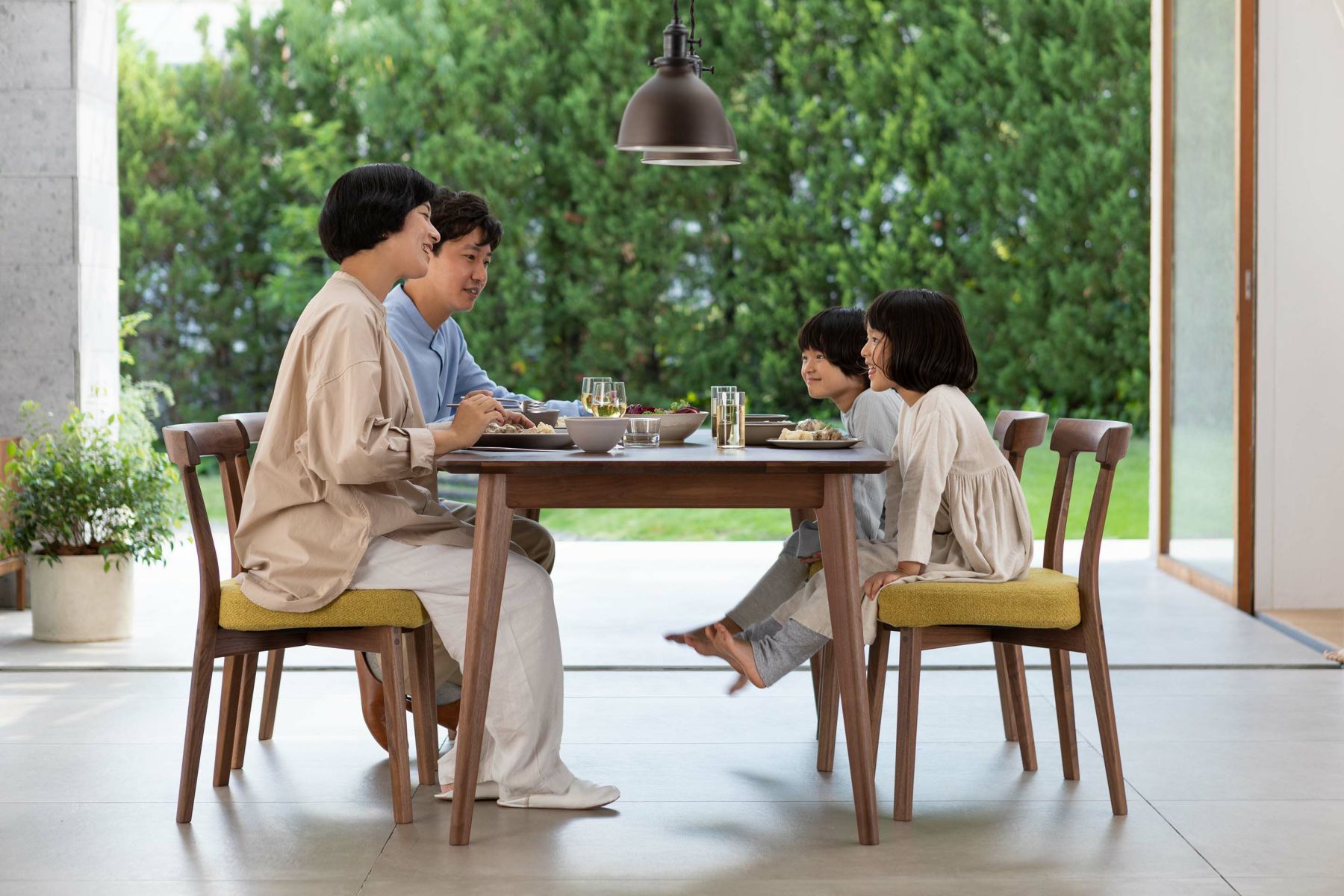 BUUlu テーブル Les Formes | BLEUET DINING TABLE(W70cm): 家具 / マスターウォール